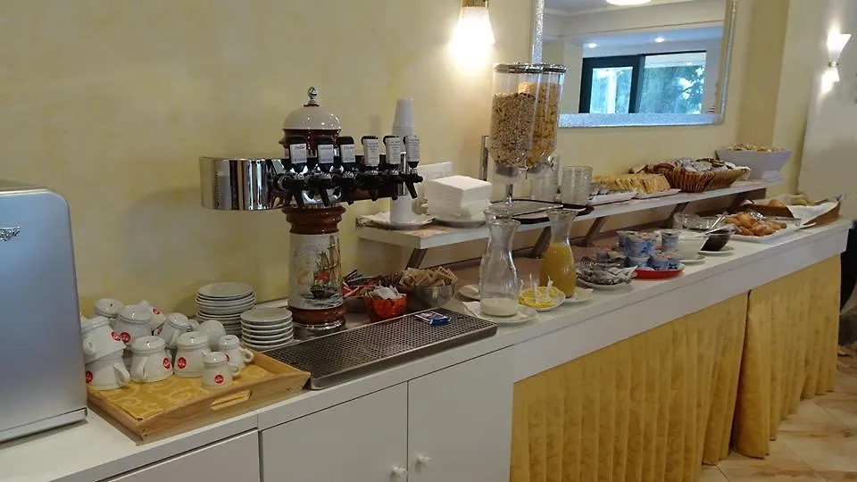 Hotel Misano Мизано-Адриатико